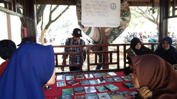 Gambar Tingkatkan Budaya Literasi, Komunitas Jendela Pustaka Buka Lapak Baca